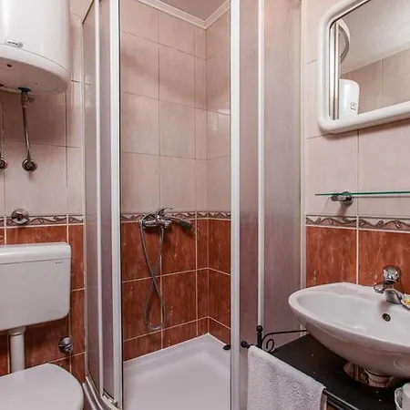 Kule 3451 Brela