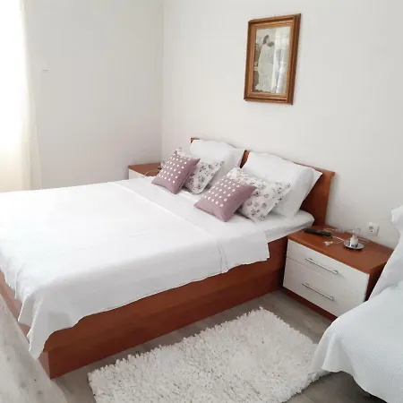 Kule Apartment *